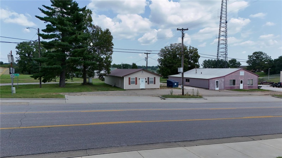 700 Kingshighway Street, Perryville, Missouri 63775, ,Commercial Sale,For Sale,Kingshighway,MAR24049770