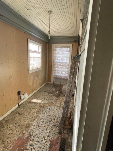 722 Main, Bernie, Missouri 63822, 3 Bedrooms Bedrooms, 7 Rooms Rooms,1 BathroomBathrooms,Residential,For Sale,Main,MAR24000645