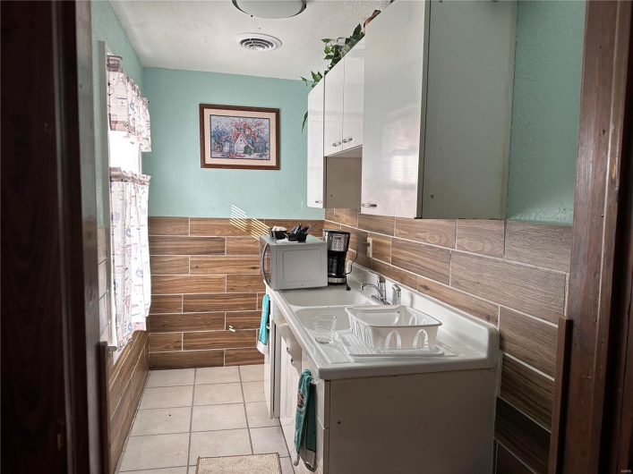 156 Main Street, Ironton, Missouri 63650, ,Residential Income,For Sale,Main,MAR24045334