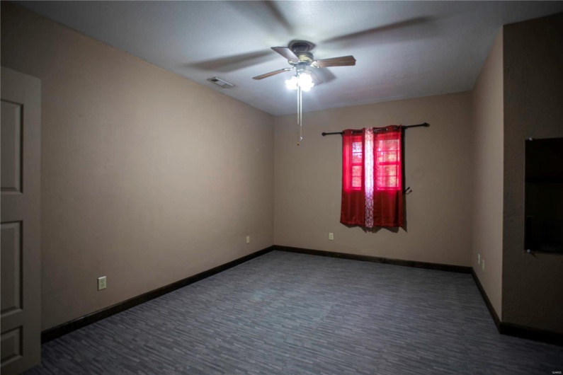 17800 County Road 527, Bloomfield, Missouri 63825, 2 Bedrooms Bedrooms, 10 Rooms Rooms,3 BathroomsBathrooms,Residential,For Sale,County Road 527,MAR24050032
