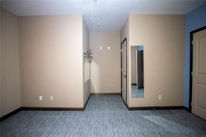 17800 County Road 527, Bloomfield, Missouri 63825, 2 Bedrooms Bedrooms, 10 Rooms Rooms,3 BathroomsBathrooms,Residential,For Sale,County Road 527,MAR24050032