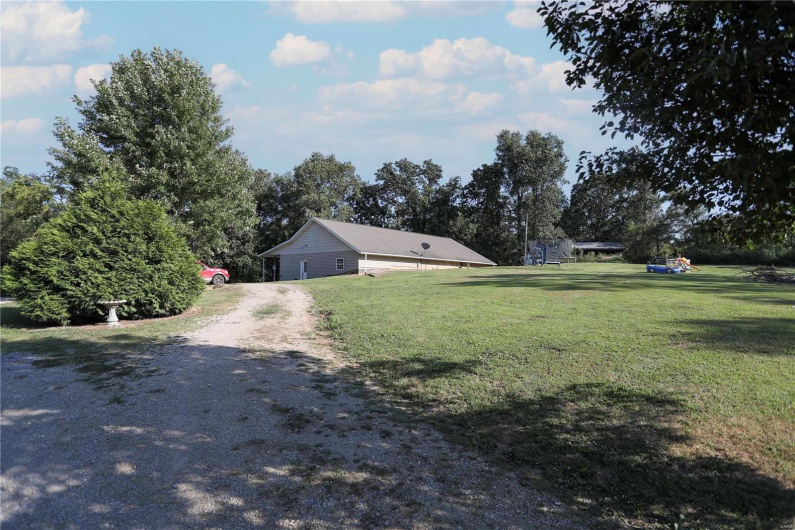 17800 County Road 527, Bloomfield, Missouri 63825, 2 Bedrooms Bedrooms, 10 Rooms Rooms,3 BathroomsBathrooms,Residential,For Sale,County Road 527,MAR24050032
