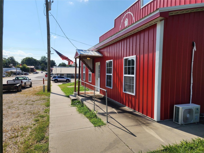 122 W Richardson Ave, Puxico, Missouri 63960, ,Commercial Sale,For Sale,W Richardson Ave,MAR24050213