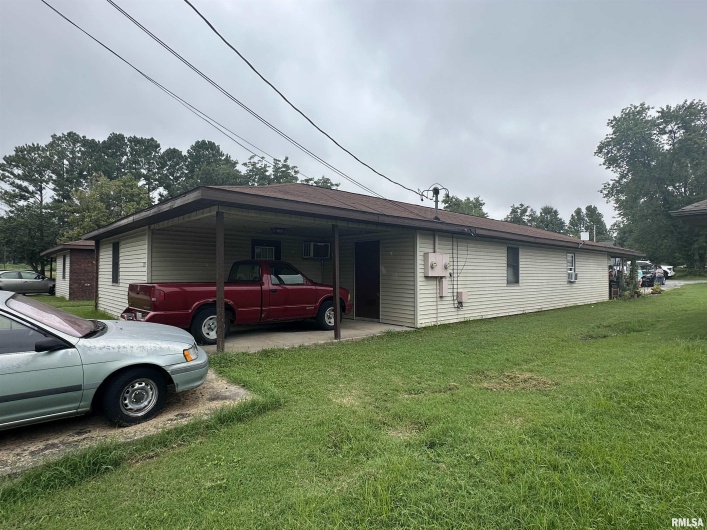 2202 ILLINOIS Avenue, Murphysboro, Illinois 62966, 0 , 0 ,0,Residential Income,For Sale,ILLINOIS,0,RMAEB454637