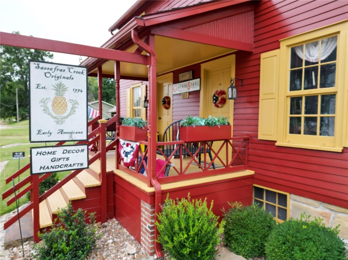 311 St Mary S Road, Ste Genevieve, Missouri 63670, ,Commercial Sale,For Sale,St Mary S,MAR23057328