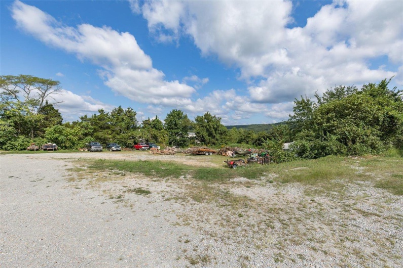 6071 State Hwy Y, French Village, Missouri 63036, ,Commercial Sale,For Sale,State Hwy Y,MAR24049524