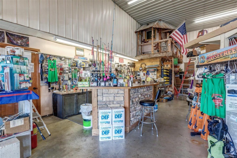 6071 State Hwy Y, French Village, Missouri 63036, ,Commercial Sale,For Sale,State Hwy Y,MAR24049524