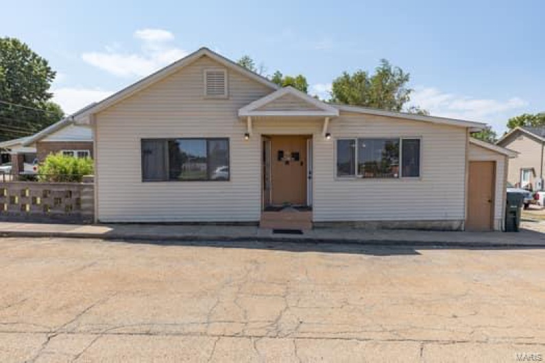 602 High Street, Fredericktown, Missouri 63645, 3 Bedrooms Bedrooms, 8 Rooms Rooms,2 BathroomsBathrooms,Residential,For Sale,High,MAR24049730
