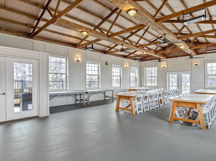 1522 W Market, Red Bud, Illinois 62278, ,Commercial Sale,For Sale,W Market,MAR24051830