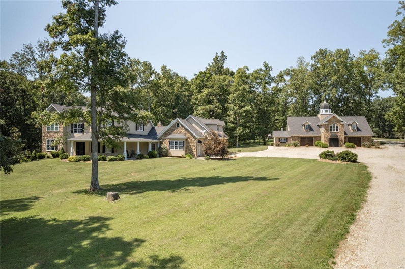 6889 Hwy F, Farmington, Missouri 63640, 3 Bedrooms Bedrooms, 8 Rooms Rooms,4 BathroomsBathrooms,Residential,For Sale,Hwy F,MAR24051300