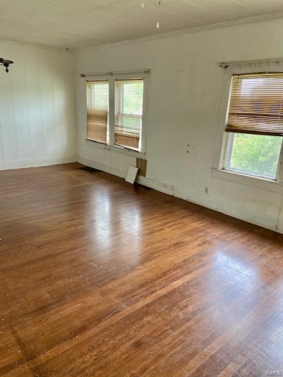 332 Elm, Dexter, Missouri 63841, 3 Bedrooms Bedrooms, 6 Rooms Rooms,1 BathroomBathrooms,Residential,For Sale,Elm,MAR23025047
