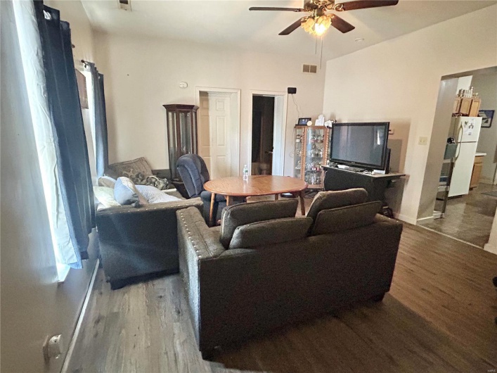 410 Main Street, Red Bud, Illinois 62278, 6 Bedrooms Bedrooms, 10 Rooms Rooms,2 BathroomsBathrooms,Residential,For Sale,Main,MAR24052431