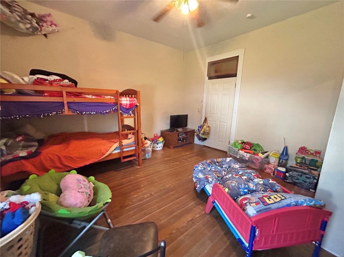 410 Main Street, Red Bud, Illinois 62278, 6 Bedrooms Bedrooms, 10 Rooms Rooms,2 BathroomsBathrooms,Residential,For Sale,Main,MAR24052431