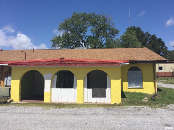 220 FRONT Street, Cobden, Illinois 62920, 0 , 0 ,0,Commercial Sale,For Sale,FRONT,0,RMAEB454764