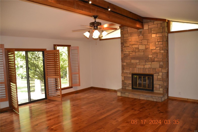 693 PCR 701, Perryville, Missouri 63775, 3 Bedrooms Bedrooms, 12 Rooms Rooms,2 BathroomsBathrooms,Residential,For Sale,PCR 701,MAR24053603