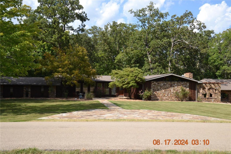 693 PCR 701, Perryville, Missouri 63775, 3 Bedrooms Bedrooms, 12 Rooms Rooms,2 BathroomsBathrooms,Residential,For Sale,PCR 701,MAR24053603