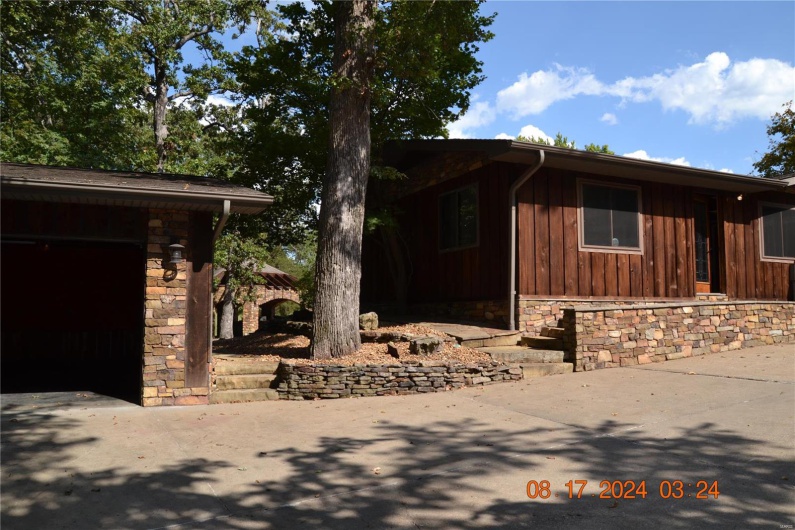 693 PCR 701, Perryville, Missouri 63775, 3 Bedrooms Bedrooms, 12 Rooms Rooms,2 BathroomsBathrooms,Residential,For Sale,PCR 701,MAR24053603