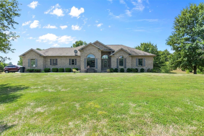 1207 County Road 649, Cape Girardeau, Missouri 63701, 4 Bedrooms Bedrooms, 9 Rooms Rooms,3 BathroomsBathrooms,Residential,For Sale,County Road 649,MAR24053005