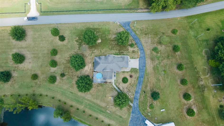 1207 County Road 649, Cape Girardeau, Missouri 63701, 4 Bedrooms Bedrooms, 9 Rooms Rooms,3 BathroomsBathrooms,Residential,For Sale,County Road 649,MAR24053005