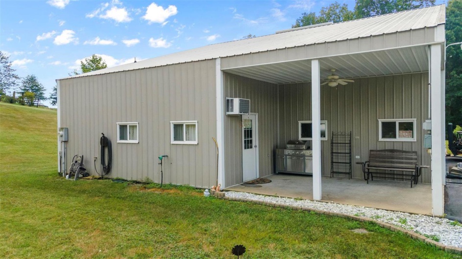 1207 County Road 649, Cape Girardeau, Missouri 63701, 4 Bedrooms Bedrooms, 9 Rooms Rooms,3 BathroomsBathrooms,Residential,For Sale,County Road 649,MAR24053005
