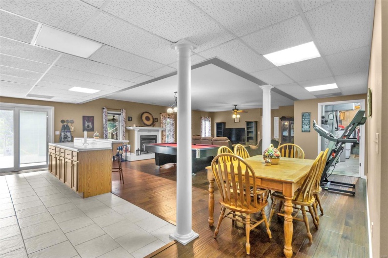 1207 County Road 649, Cape Girardeau, Missouri 63701, 4 Bedrooms Bedrooms, 9 Rooms Rooms,3 BathroomsBathrooms,Residential,For Sale,County Road 649,MAR24053005
