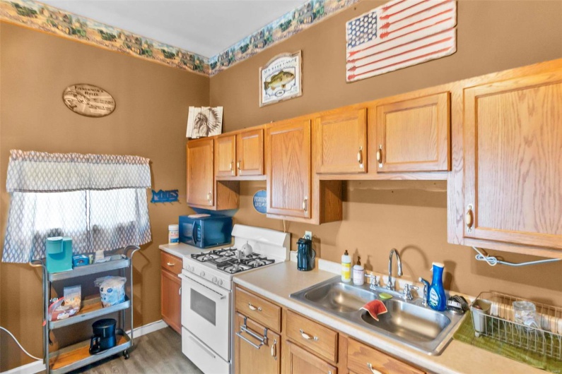 1207 County Road 649, Cape Girardeau, Missouri 63701, 4 Bedrooms Bedrooms, 9 Rooms Rooms,3 BathroomsBathrooms,Residential,For Sale,County Road 649,MAR24053005