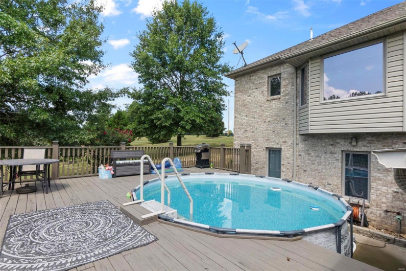 1207 County Road 649, Cape Girardeau, Missouri 63701, 4 Bedrooms Bedrooms, 9 Rooms Rooms,3 BathroomsBathrooms,Residential,For Sale,County Road 649,MAR24053005