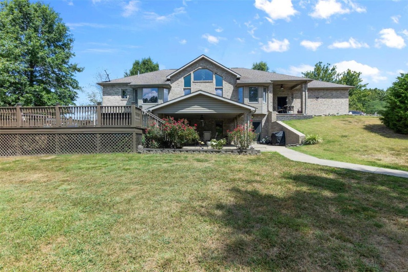 1207 County Road 649, Cape Girardeau, Missouri 63701, 4 Bedrooms Bedrooms, 9 Rooms Rooms,3 BathroomsBathrooms,Residential,For Sale,County Road 649,MAR24053005