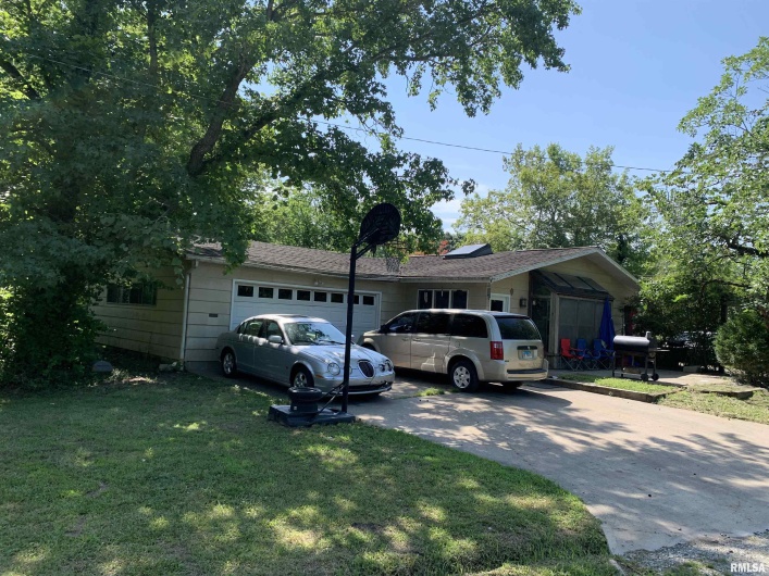 5281-5287 COUNTRY CLUB Road, Murphysboro, Illinois 62966, 0 , 0 ,0,Residential Income,For Sale,COUNTRY CLUB,0,RMAEB454876