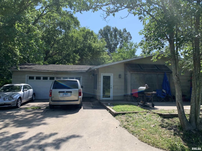 5281-5287 COUNTRY CLUB Road, Murphysboro, Illinois 62966, 0 , 0 ,0,Residential Income,For Sale,COUNTRY CLUB,0,RMAEB454876