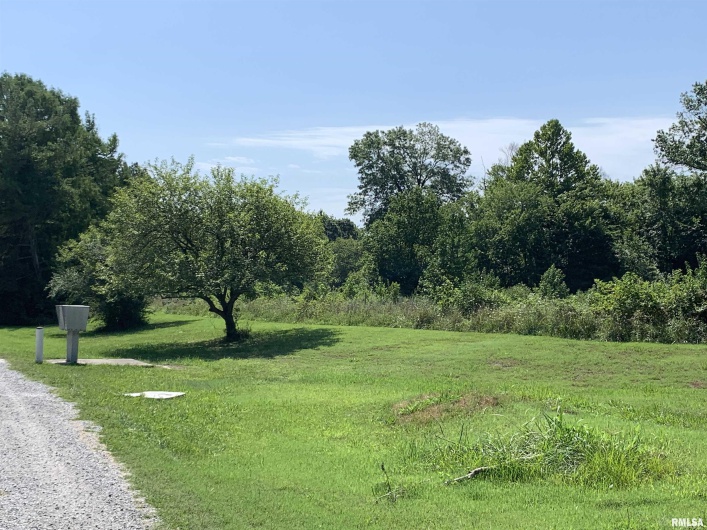 5281-5287 COUNTRY CLUB Road, Murphysboro, Illinois 62966, 0 , 0 ,0,Residential Income,For Sale,COUNTRY CLUB,0,RMAEB454877