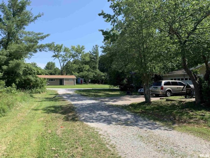 5281-5287 COUNTRY CLUB Road, Murphysboro, Illinois 62966, 0 , 0 ,0,Residential Income,For Sale,COUNTRY CLUB,0,RMAEB454877