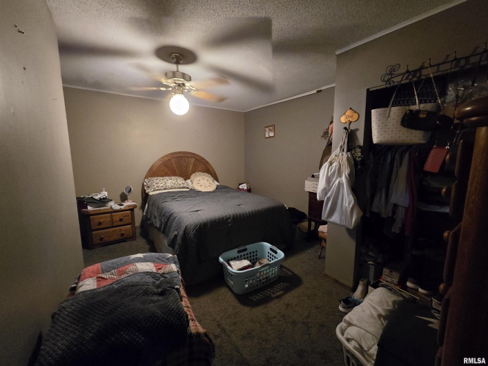 2103 WALNUT Street, Murphysboro, Illinois 62966, 4 Bedrooms Bedrooms, 0 ,2 BathroomsBathrooms,Residential,For Sale,WALNUT,0,RMAEB454888