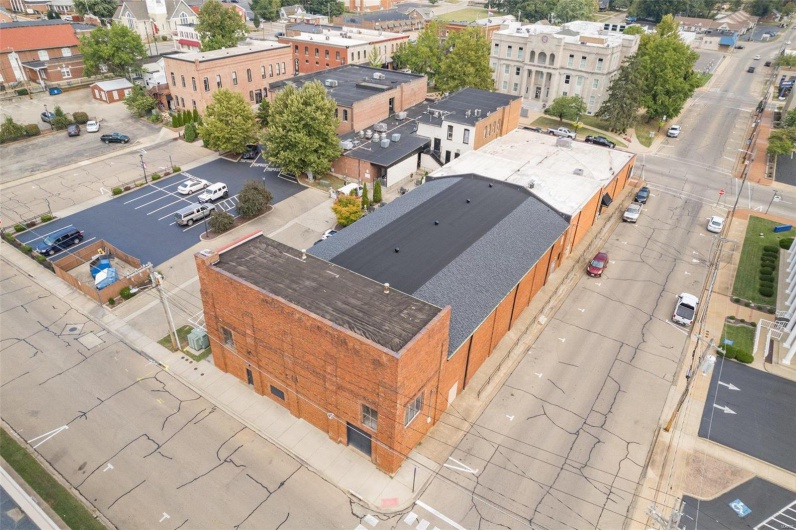 2 Columbia Street, Farmington, Missouri 63640, ,Commercial Sale,For Sale,Columbia,MAR24054258
