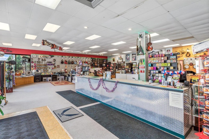 2 Columbia Street, Farmington, Missouri 63640, ,Commercial Sale,For Sale,Columbia,MAR24054258