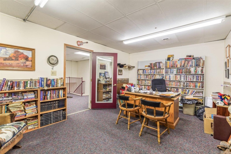 2 Columbia Street, Farmington, Missouri 63640, ,Commercial Sale,For Sale,Columbia,MAR24054258
