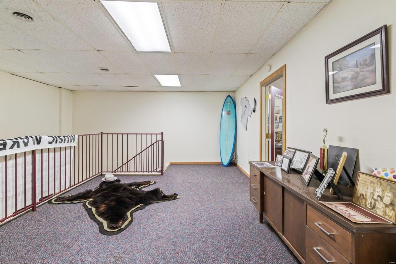 2 Columbia Street, Farmington, Missouri 63640, ,Commercial Sale,For Sale,Columbia,MAR24054258