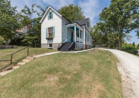 371 Jefferson Street, Ste Genevieve, Missouri 63670, 3 Bedrooms Bedrooms, 11 Rooms Rooms,2 BathroomsBathrooms,Residential,For Sale,Jefferson,MAR24052845