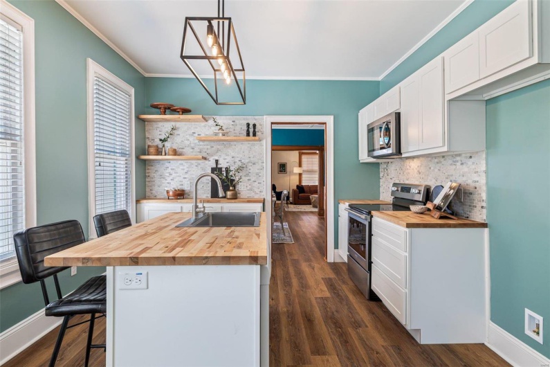 371 Jefferson Street, Ste Genevieve, Missouri 63670, 3 Bedrooms Bedrooms, 11 Rooms Rooms,2 BathroomsBathrooms,Residential,For Sale,Jefferson,MAR24052845