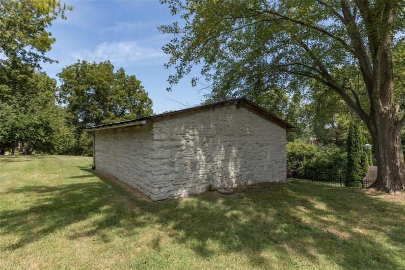 371 Jefferson Street, Ste Genevieve, Missouri 63670, 3 Bedrooms Bedrooms, 11 Rooms Rooms,2 BathroomsBathrooms,Residential,For Sale,Jefferson,MAR24052845