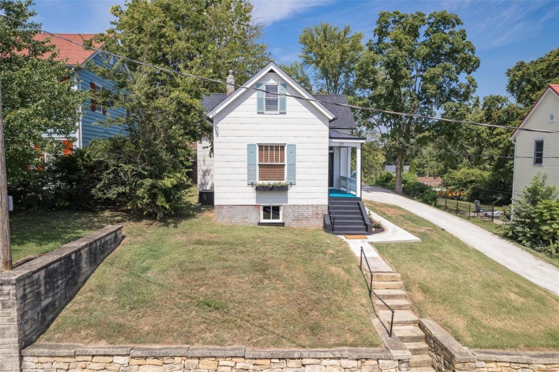 371 Jefferson Street, Ste Genevieve, Missouri 63670, 3 Bedrooms Bedrooms, 11 Rooms Rooms,2 BathroomsBathrooms,Residential,For Sale,Jefferson,MAR24052845