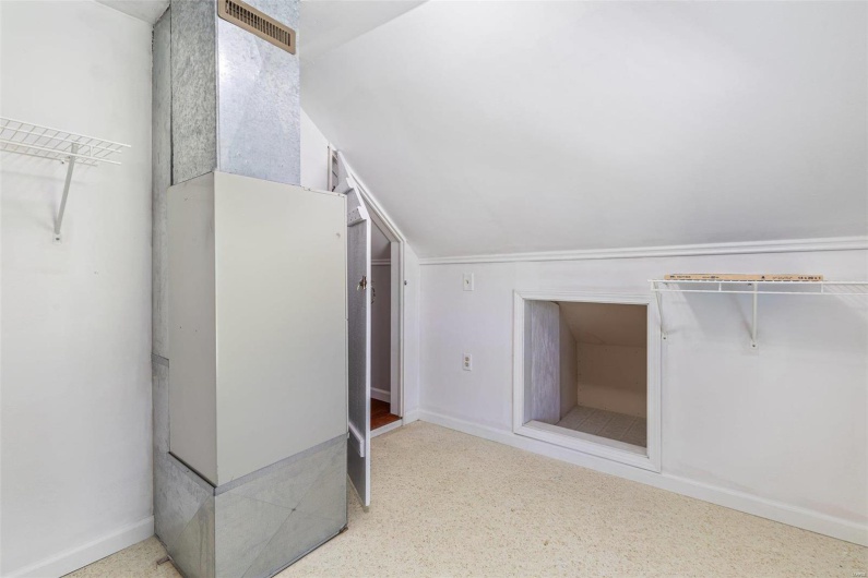 371 Jefferson Street, Ste Genevieve, Missouri 63670, 3 Bedrooms Bedrooms, 11 Rooms Rooms,2 BathroomsBathrooms,Residential,For Sale,Jefferson,MAR24052845