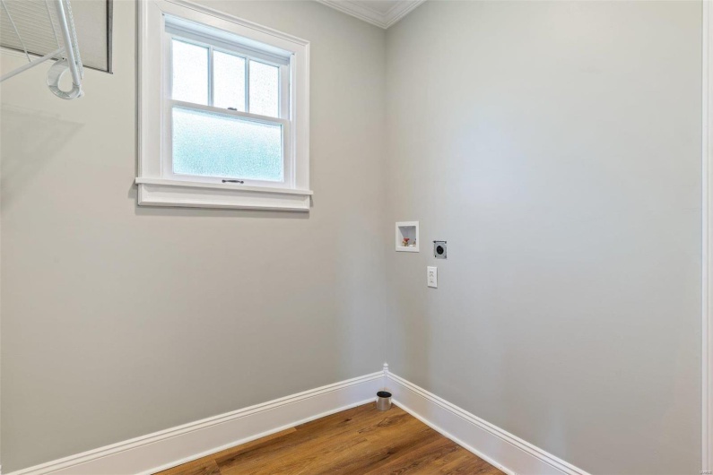 371 Jefferson Street, Ste Genevieve, Missouri 63670, 3 Bedrooms Bedrooms, 11 Rooms Rooms,2 BathroomsBathrooms,Residential,For Sale,Jefferson,MAR24052845