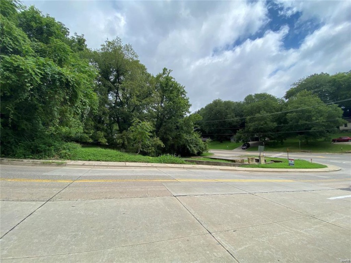 406 Bertling, Cape Girardeau, Missouri 63701, ,Land,For Sale,Bertling,MAR24054857
