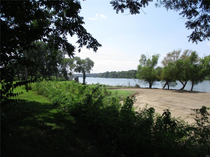 0 Main Street, Evansville, Illinois 62242, ,Land,For Sale,Main,MAR24055162
