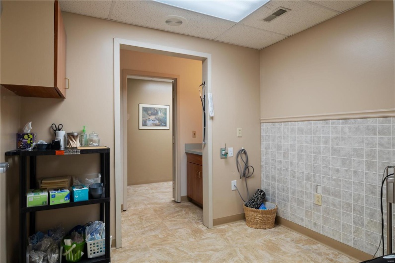 53 Doctors Park, Cape Girardeau, Missouri 63703, ,Commercial Sale,For Sale,Doctors Park,MAR24055752