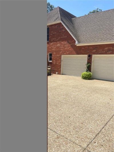 15336 Middle Creek Road, Dexter, Missouri 63841, 7 Bedrooms Bedrooms, 12 Rooms Rooms,4 BathroomsBathrooms,Residential,For Sale,Middle Creek,MAR24057012