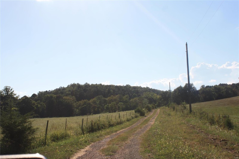 2373 Wayne 361, Piedmont, Missouri 63957, 3 Bedrooms Bedrooms, 7 Rooms Rooms,2 BathroomsBathrooms,Farm,For Sale,Wayne 361,MAR24058014