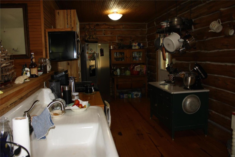 2373 Wayne 361, Piedmont, Missouri 63957, 3 Bedrooms Bedrooms, 7 Rooms Rooms,2 BathroomsBathrooms,Farm,For Sale,Wayne 361,MAR24058014
