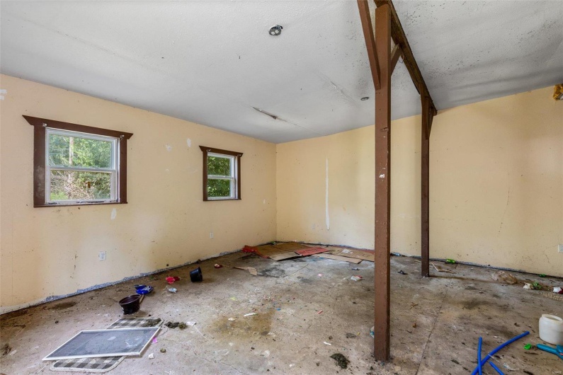 227 Crane Street, Park Hills, Missouri 63601, 4 Bedrooms Bedrooms, 7 Rooms Rooms,2 BathroomsBathrooms,Residential,For Sale,Crane,MAR24057779